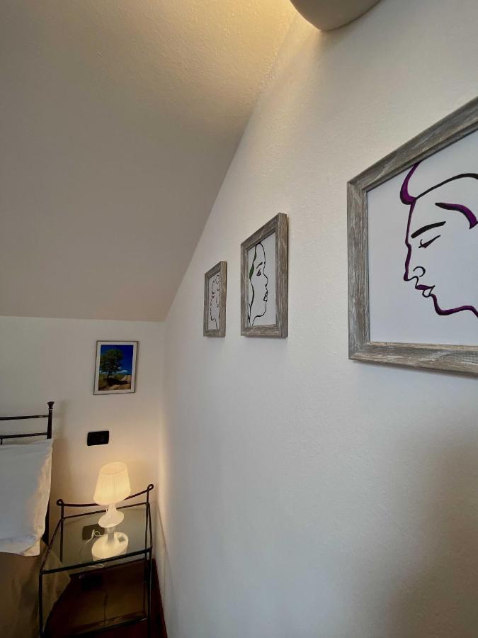 Ferienwohnung Antico Borgo Desenzano del Garda Exterior foto